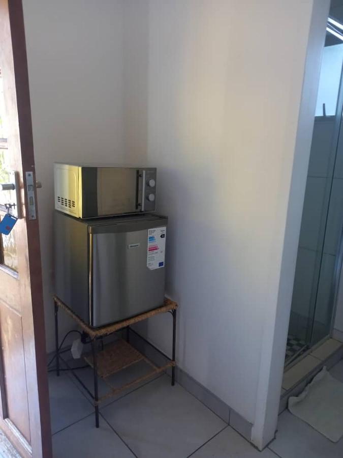 Self-Catering Studio, Unit 3 On Krupp Windhoek Bagian luar foto